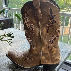 Womens Laredo Cowboy Boots (size 10). Brown leather with cheetah detail.